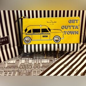 NWOT HENRI BENDEL “Get Outta Town” Clutch w/dust bag and shopping bag💛